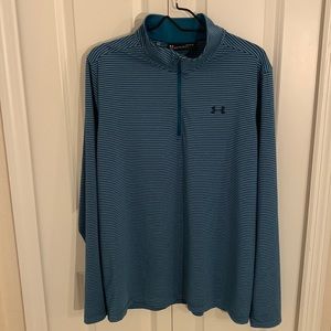 Under Armour 1/4 zip long sleeve - Large